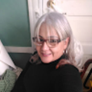 Meet your Posher, Gloria